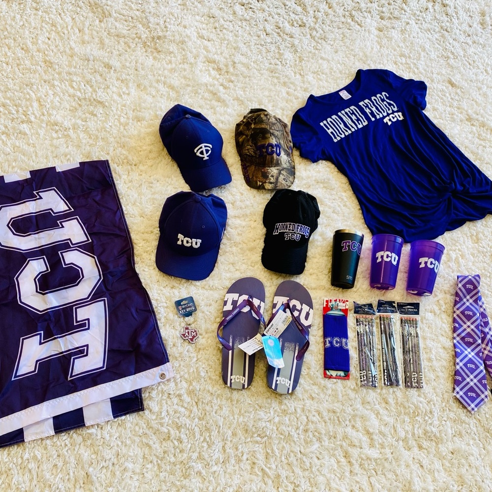 💜TCU + NIKE APPAREL AND MORE!!!💜